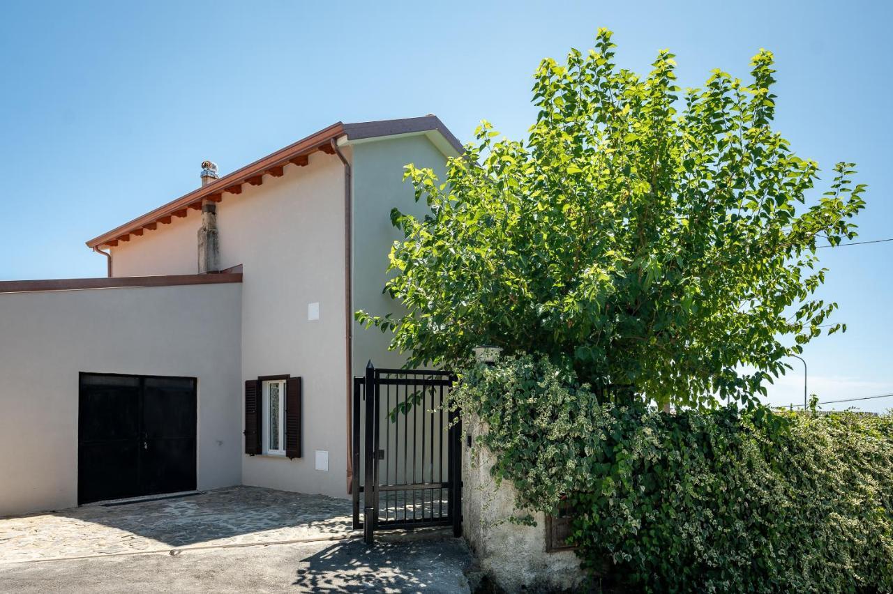 Villa Casa Aniello Caprioli Esterno foto