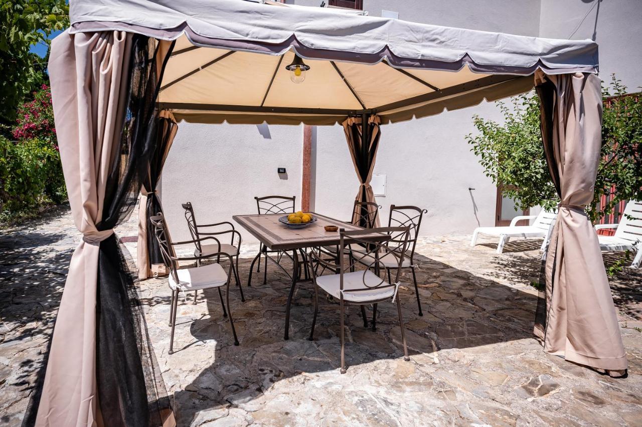Villa Casa Aniello Caprioli Esterno foto